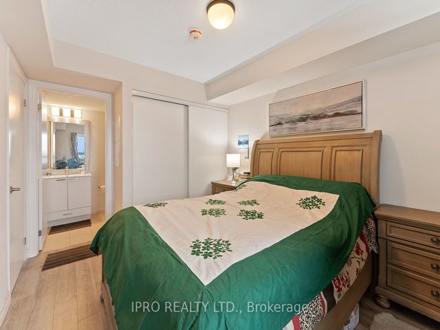1609 - 2150 Lawrence Ave E