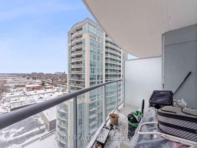 1609 - 2150 Lawrence Ave E