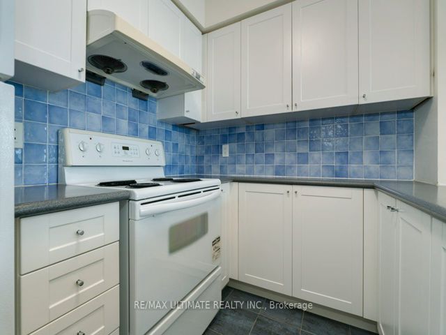 1906 - 60 Brian Harrison Way