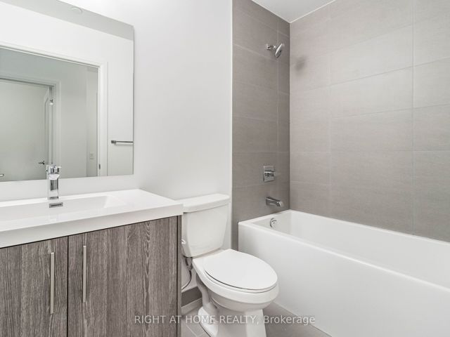 314 - 286 Main St