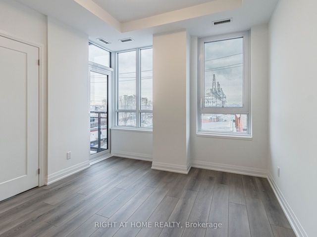 314 - 286 Main St