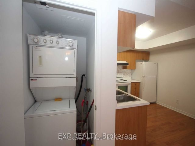 619 - 3650 Kingston Rd