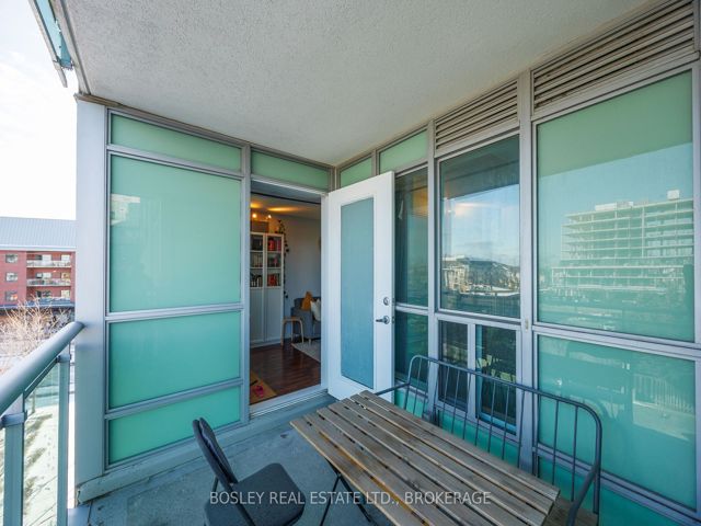 408 - 60 Fairfax Cres