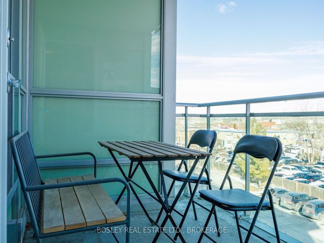 408 - 60 Fairfax Cres