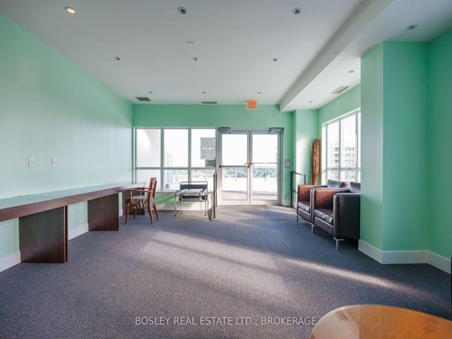 408 - 60 Fairfax Cres
