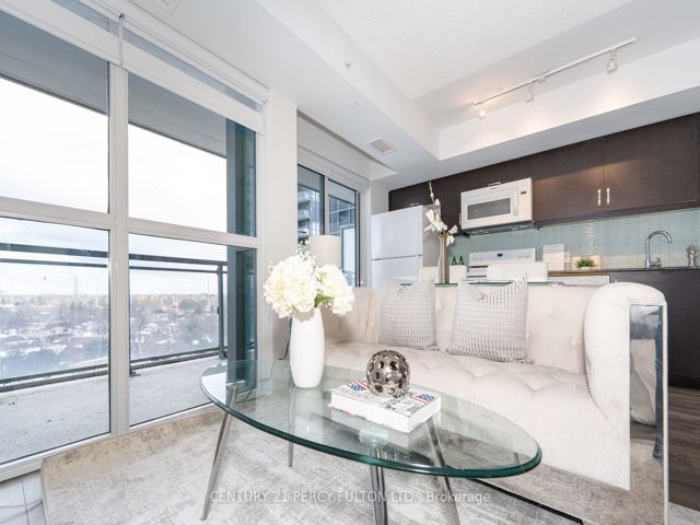 704 - 30 Meadowglen Pl
