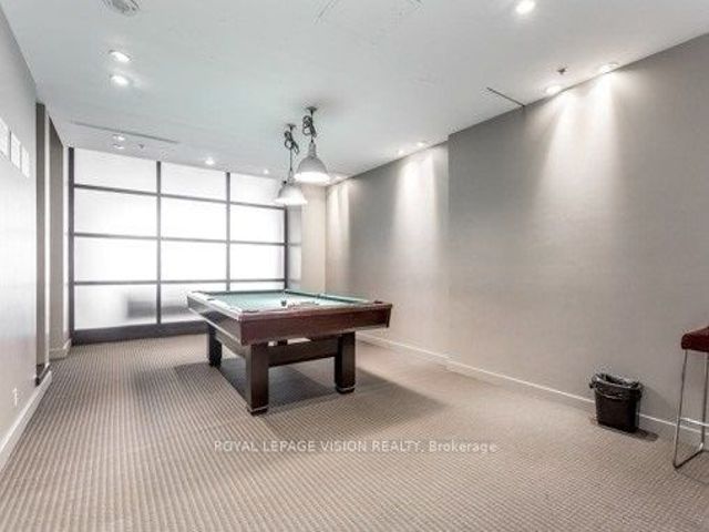 3016 - 36 Lee Centre Dr