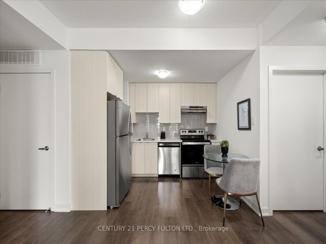 19 - 70 Orchid Place Dr