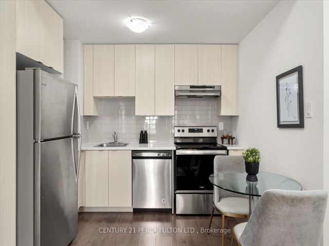19 - 70 Orchid Place Dr