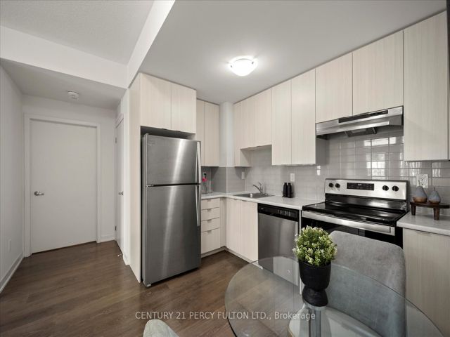 19 - 70 Orchid Place Dr