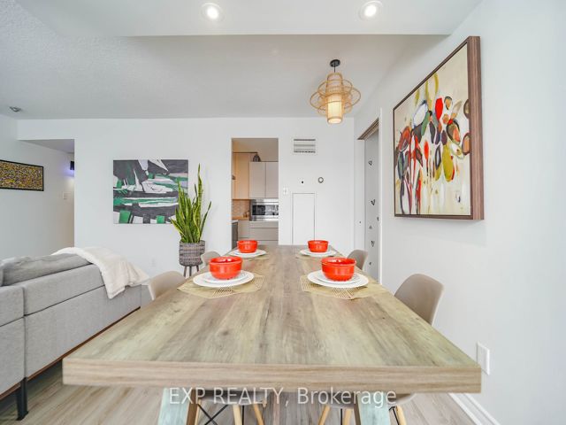 313 - 330 Mccowan Rd