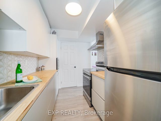 313 - 330 Mccowan Rd