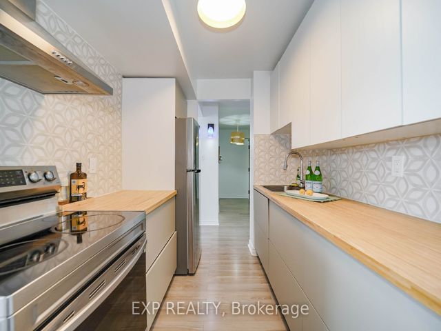 313 - 330 Mccowan Rd