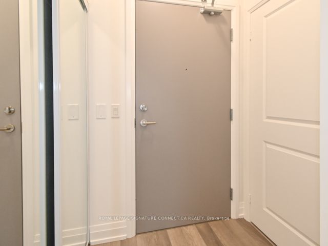 533 - 3121 Sheppard Ave E