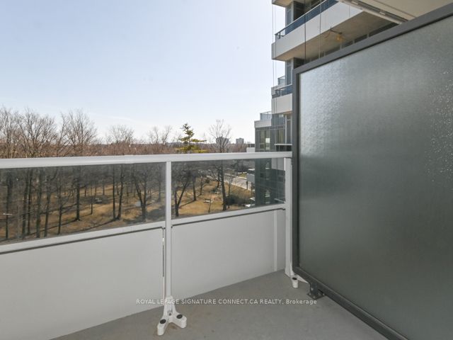 533 - 3121 Sheppard Ave E