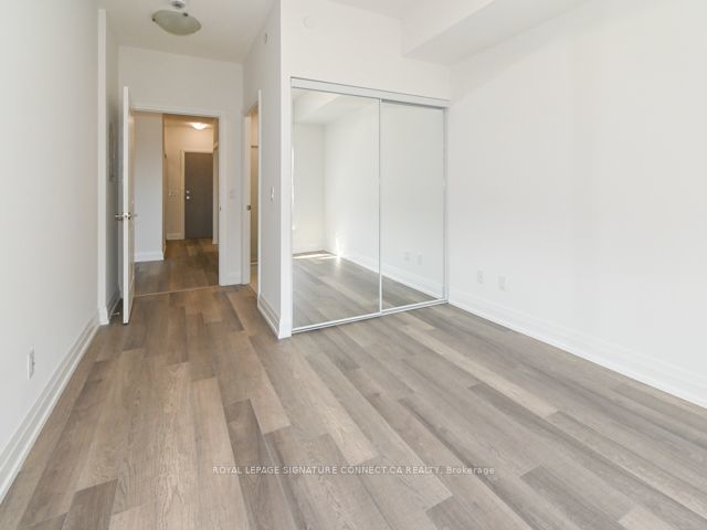 533 - 3121 Sheppard Ave E