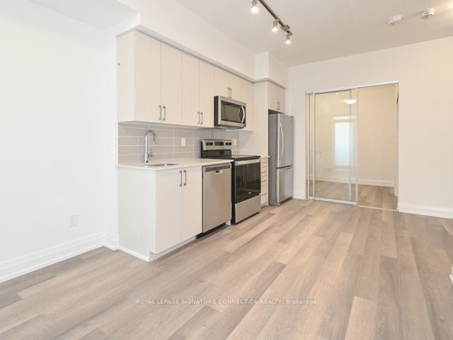 533 - 3121 Sheppard Ave E