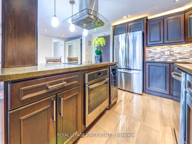 103 - 2 Glamorgan Ave
