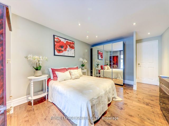 103 - 2 Glamorgan Ave