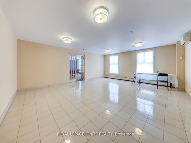 103 - 2 Glamorgan Ave