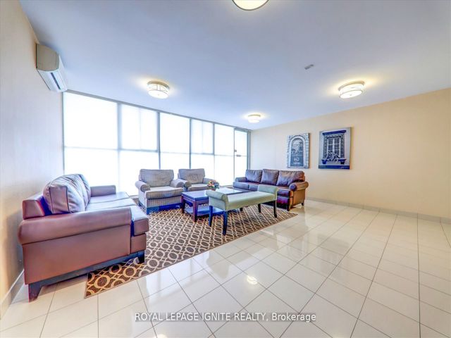 103 - 2 Glamorgan Ave