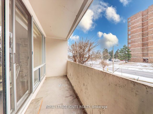 103 - 2 Glamorgan Ave
