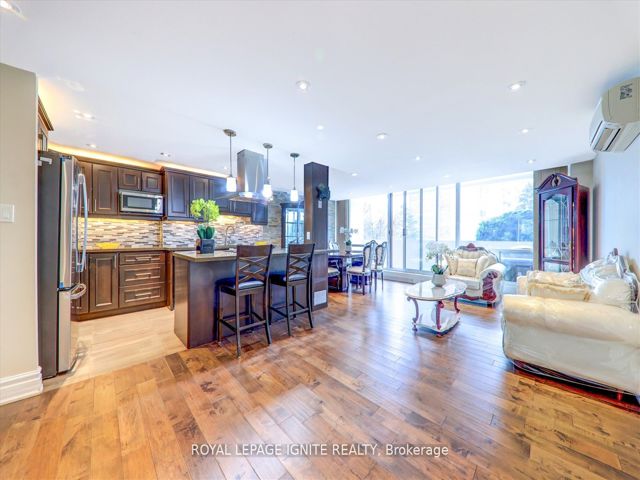 103 - 2 Glamorgan Ave