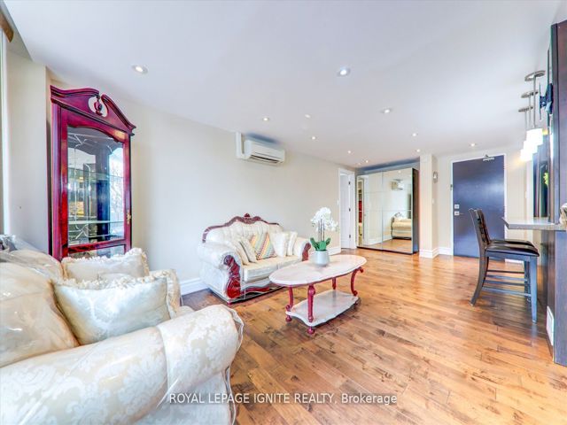103 - 2 Glamorgan Ave