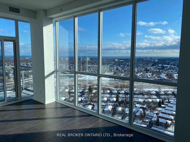 2710 - 30 Meadowglen Pl