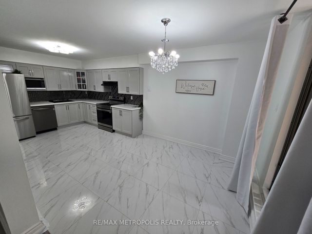 107 - 1701 Mccowan Rd