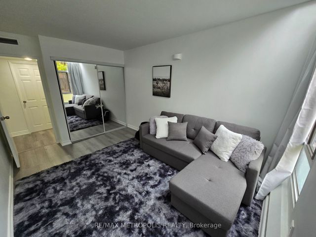 107 - 1701 Mccowan Rd