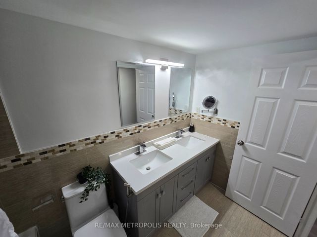 107 - 1701 Mccowan Rd