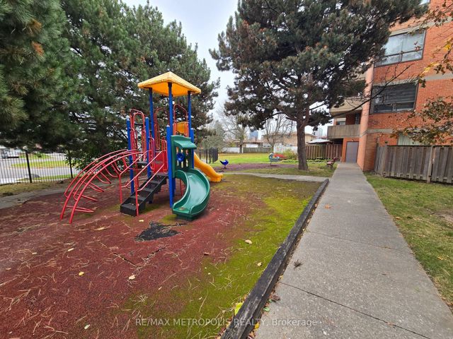 107 - 1701 Mccowan Rd