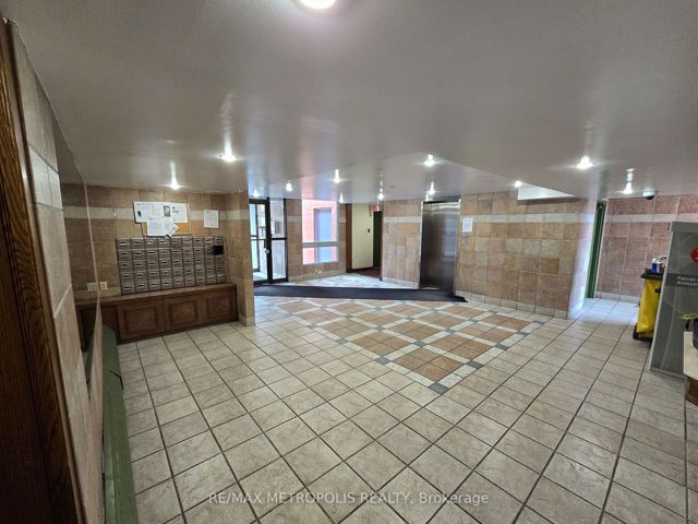 107 - 1701 Mccowan Rd