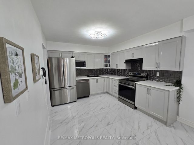 107 - 1701 Mccowan Rd