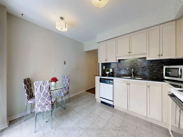 202 - 29 Rosebank Dr W