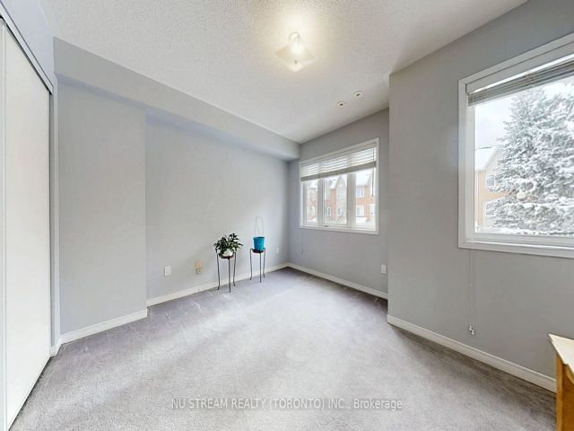202 - 29 Rosebank Dr W