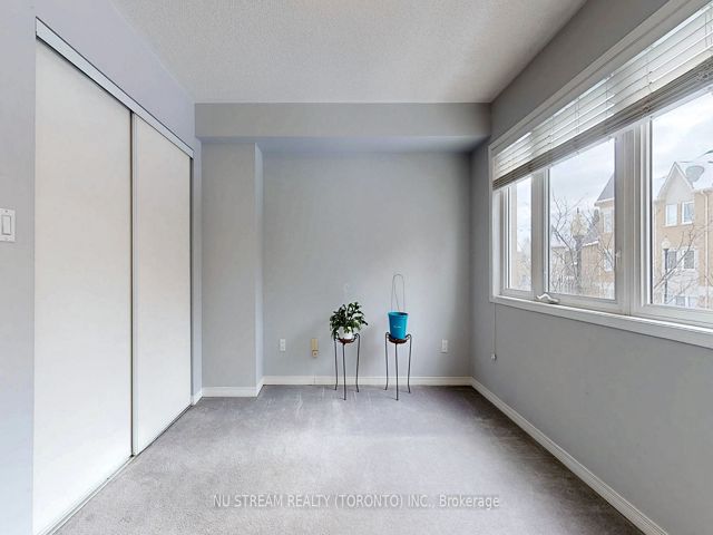 202 - 29 Rosebank Dr W