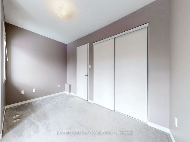 202 - 29 Rosebank Dr W