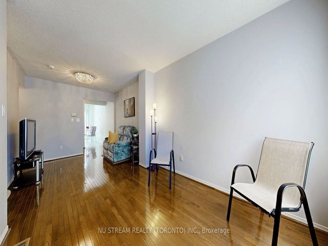 202 - 29 Rosebank Dr W