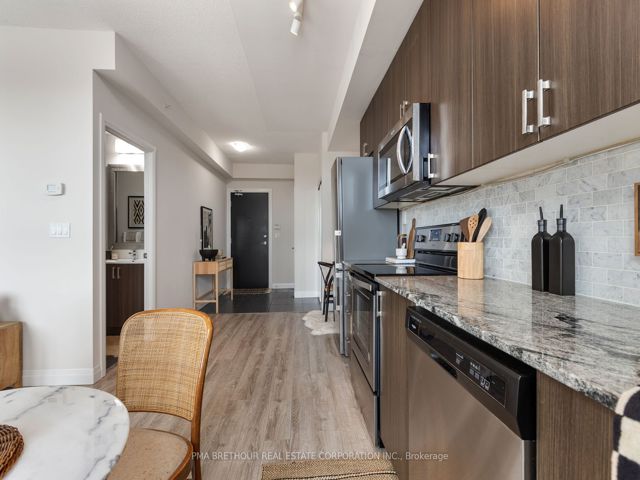 712 - 22 East Haven Dr