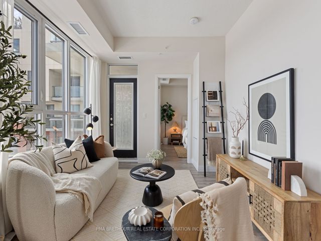 712 - 22 East Haven Dr