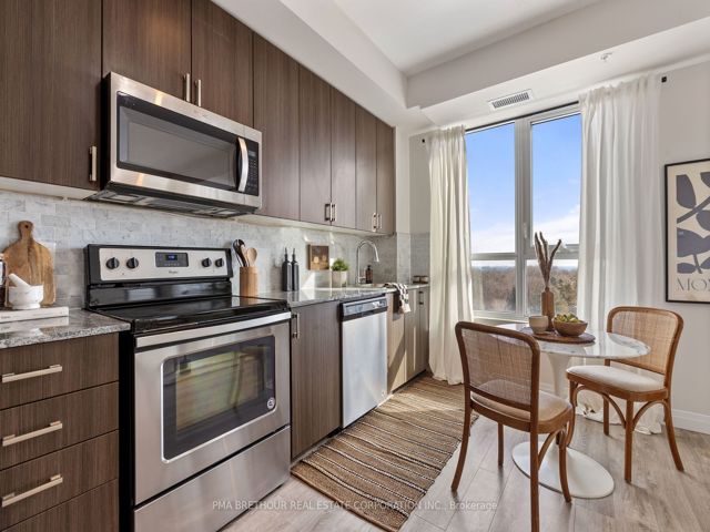 712 - 22 East Haven Dr