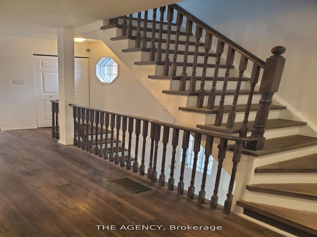 27 - 189 Galloway Rd