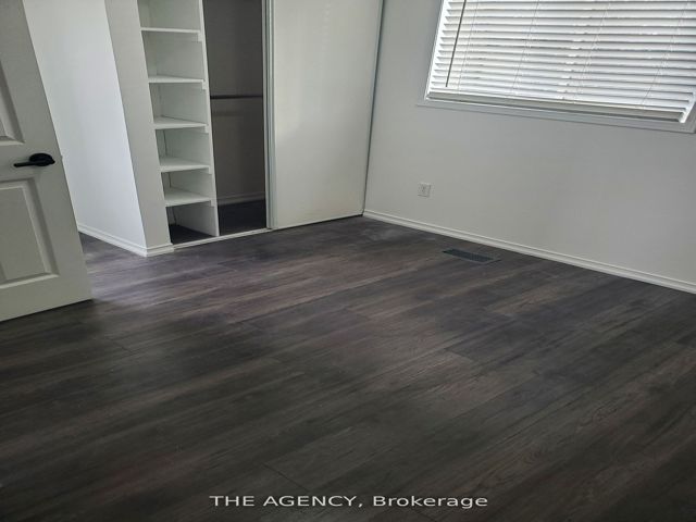 27 - 189 Galloway Rd