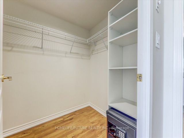 518 - 2020 Mcnicoll Ave