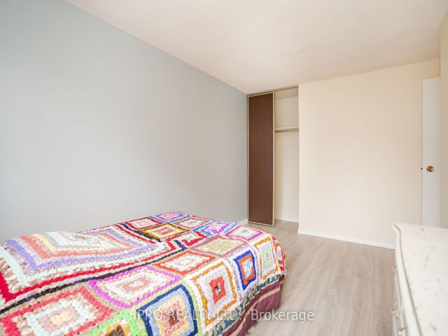 20 - 19 Celeste Dr