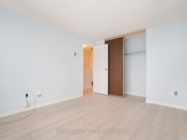 20 - 19 Celeste Dr