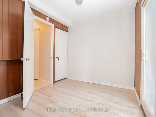 20 - 19 Celeste Dr
