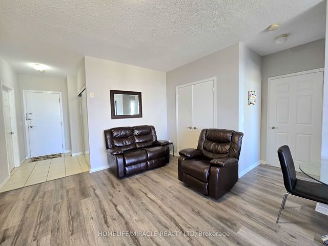 PH01 - 3650 Kingston Rd
